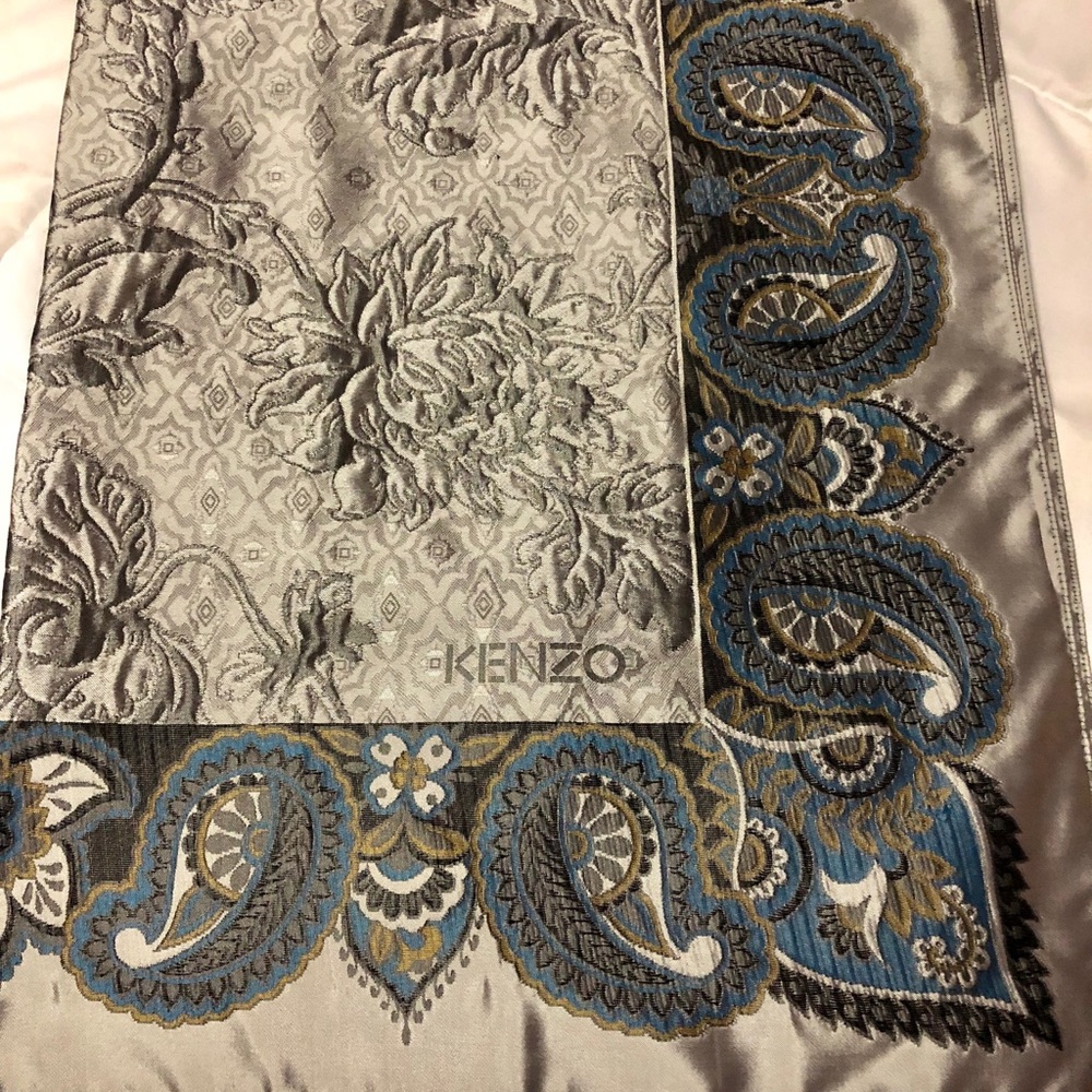 Authentic Kenzo shawl